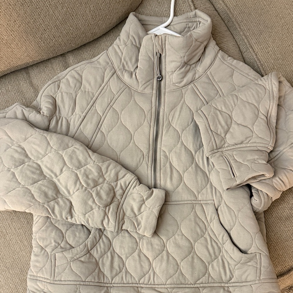 lululemon athletica Quilted Sweatshirt in Beige